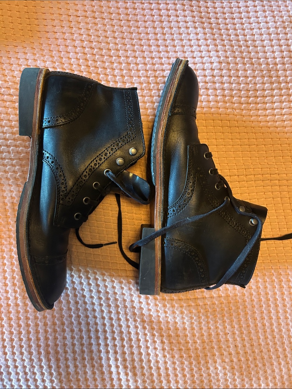 Black Men’s Danner boots - Picture 3 of 11